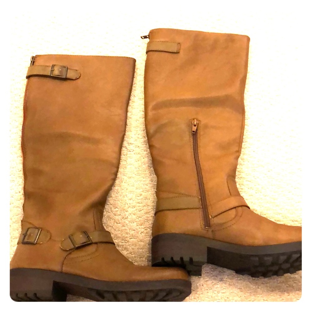 Brown calf boots